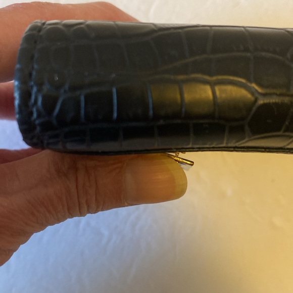 VGUC. Nanette Lenore simulated black alligator print trifold wallet. - Picture 16 of 16